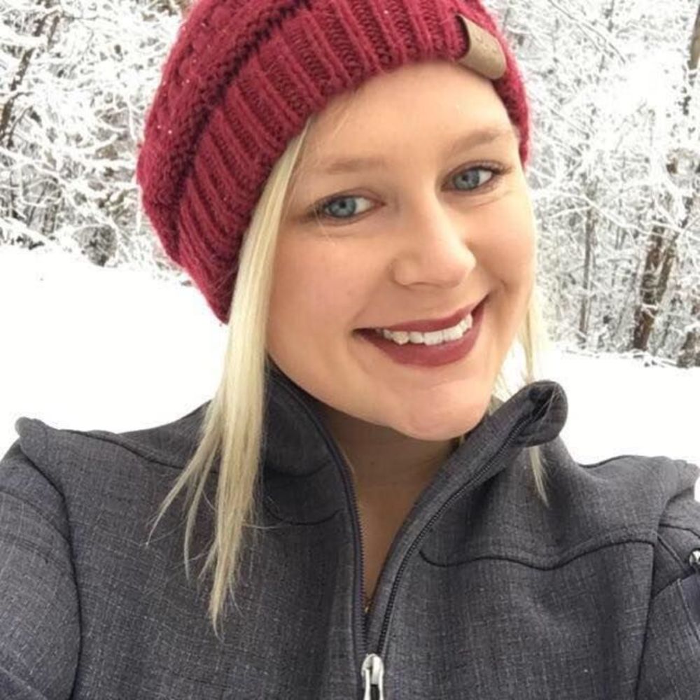 Meet your Posher, Rebecca